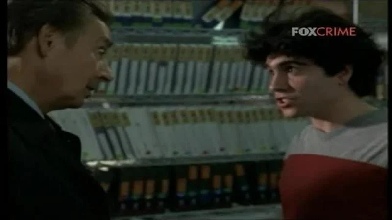 Кадры из сериала Закон и порядок (1990)
